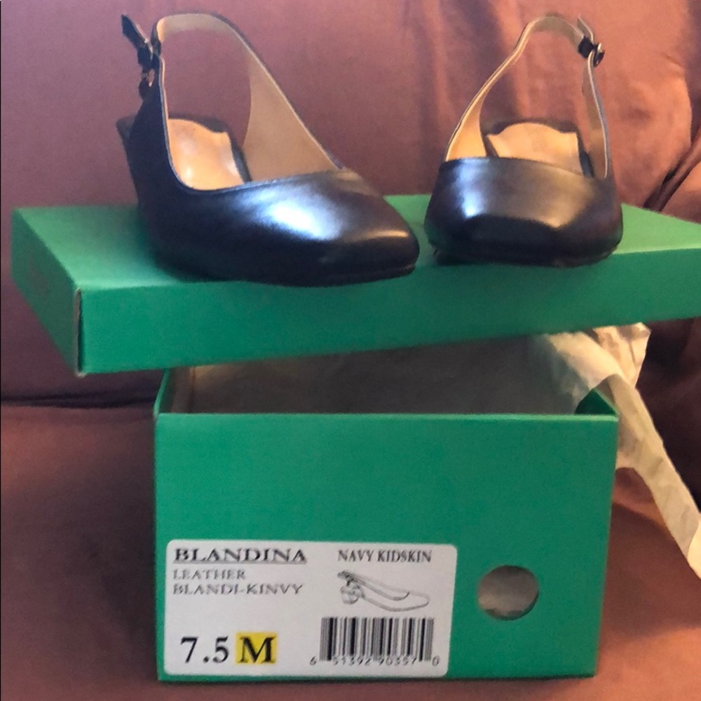 Blandina navy leather slingback shoes by J Renee